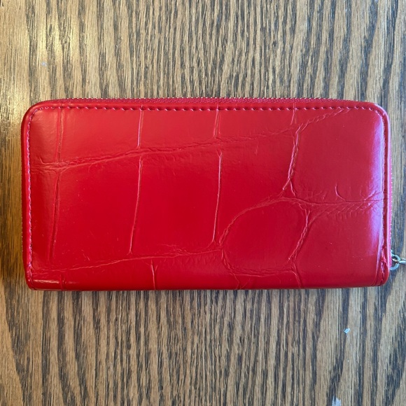 David Jones Paris Red Zippered Wallet - Picture 6 of 9